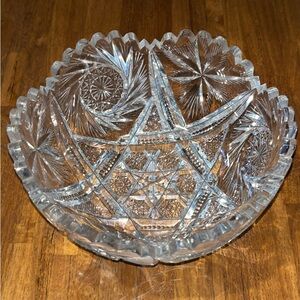 Beautiful 8” Multi-Patterned Cut Glass Bowl With Etchings